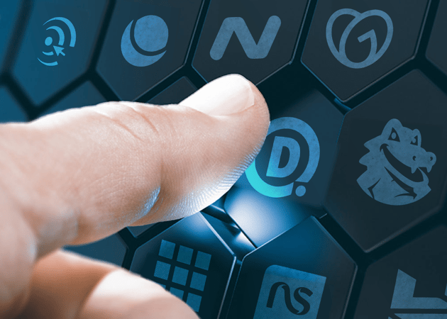 How to Choose the Right Domain Registrar V2-02